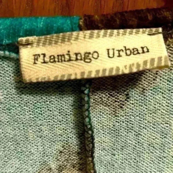 Stunning country style cardigan by Flamingo Urban size large - Picture 2 of 3